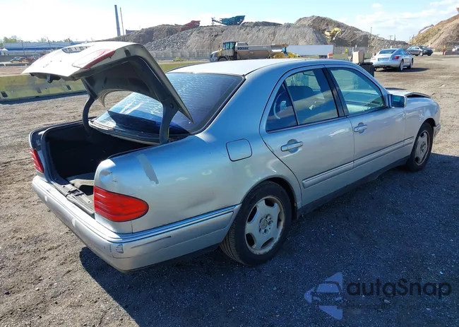 WDBJF65F7WA448949: 43504901