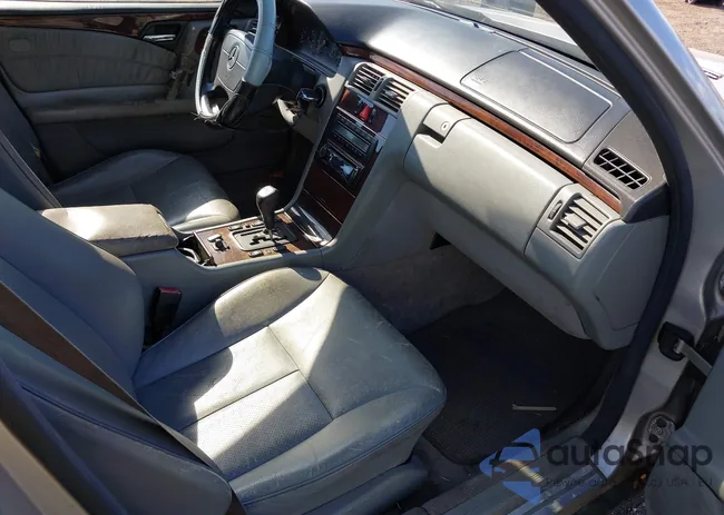 WDBJF65F7WA448949: 43504901