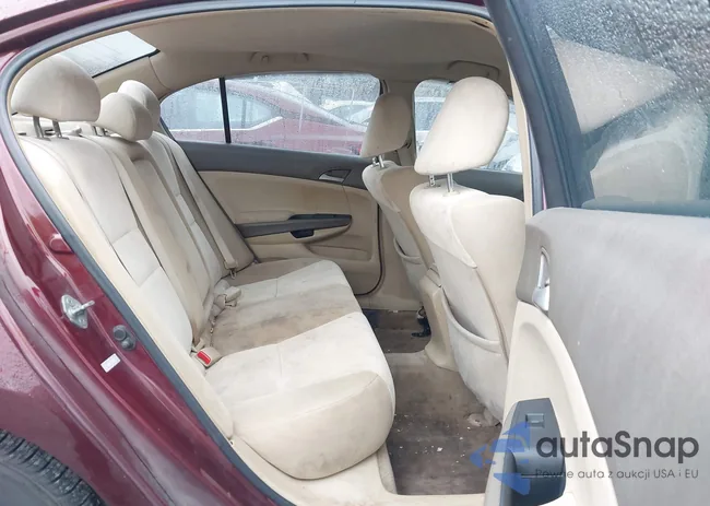 1HGCP26408A134884: 43504110