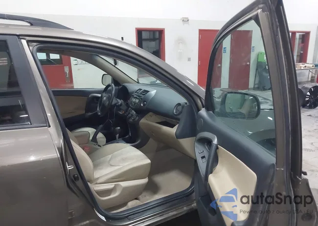 2T3BF4DV4AW077262: 43504214