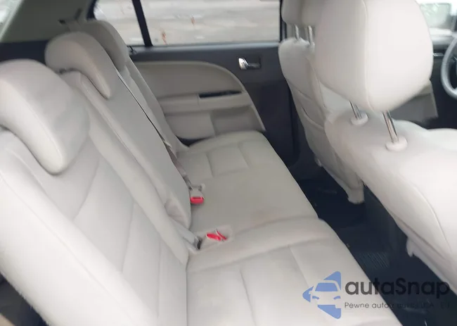 1FMDK02W98GA31212: 42507847