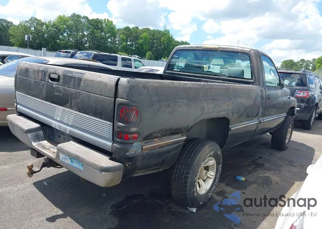 1B7HF16Z4RS631736: 42507914