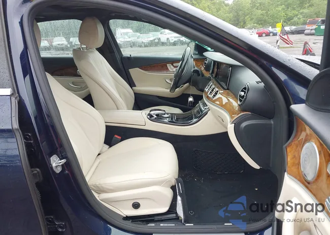 WDDZF4KB1HA030874: 42508006