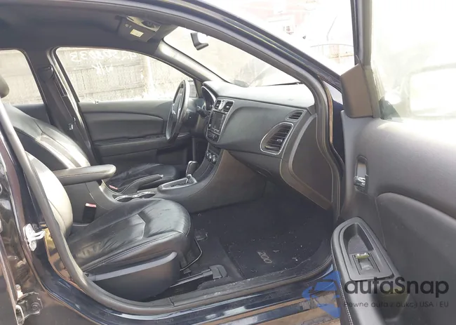 1C3CCBCG3CN326640: 42508033