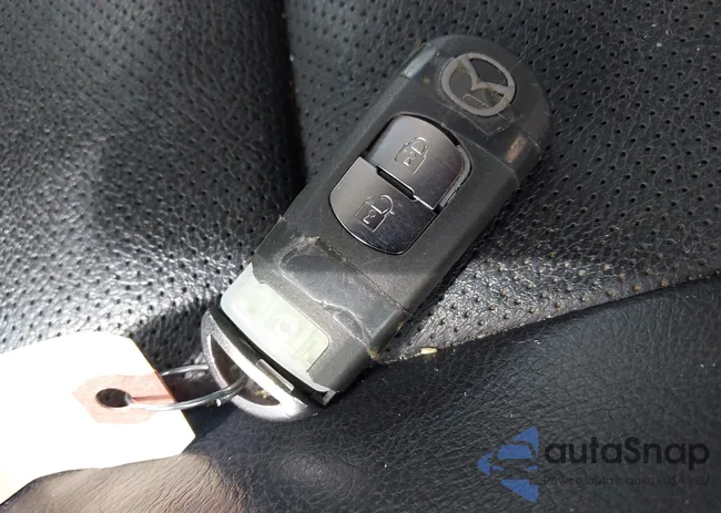 JM3KE4DY3G0761138: 42507300