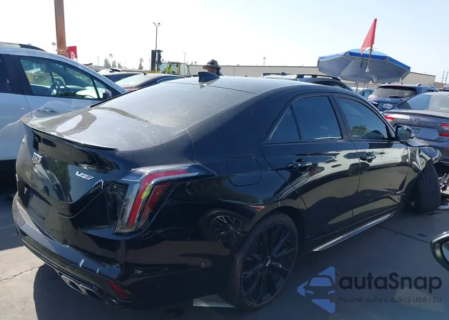 1G6DD5RL4M0127827: 42507374