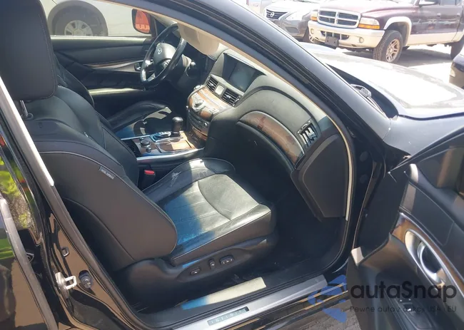 JN1BY1AR5CM396818: 42508924