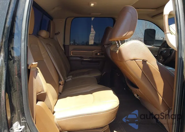 3C6UR5GL8NG183596: 42508943