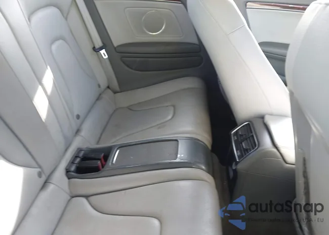 WAULFAFH5DN009944: 42508314