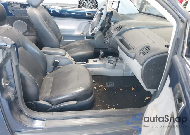 3VWCK21Y13M303732: 42509742