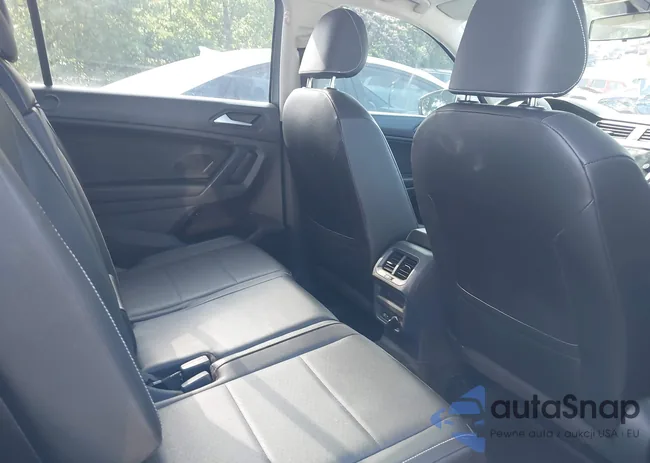 3VV3B7AX0MM003268: 42509806