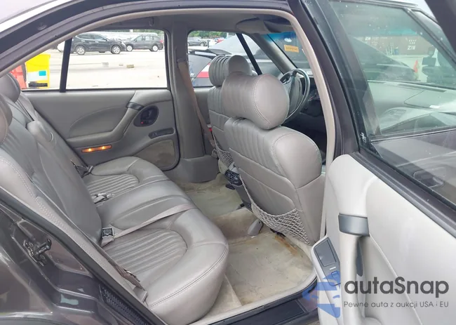 1G2HX52LXR4217813: 42509913