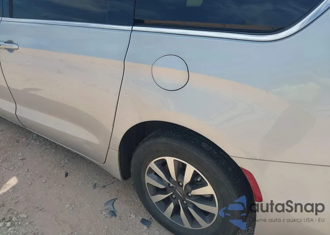 2C4RC1L73NR151294: 42510223