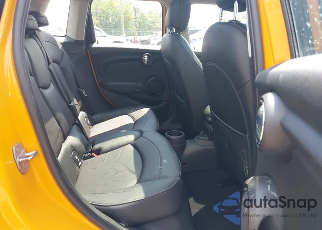 WMWXU1C53G2D08424: 42509304