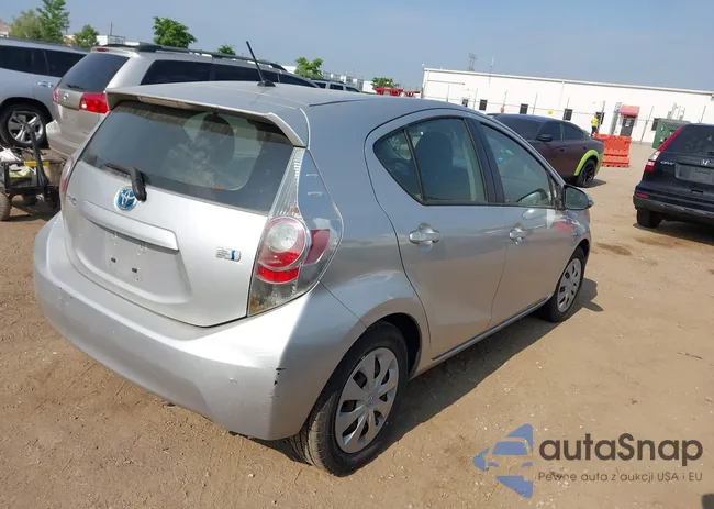 JTDKDTB37D1051453: 42510711