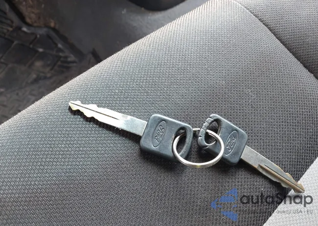 1FTZR15E35PB08571: 42510908