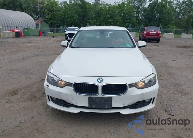 WBA3B5G55FNS17395: 42511002