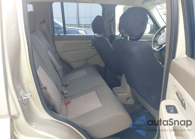 1J4PN2GK7AW143877: 42511010