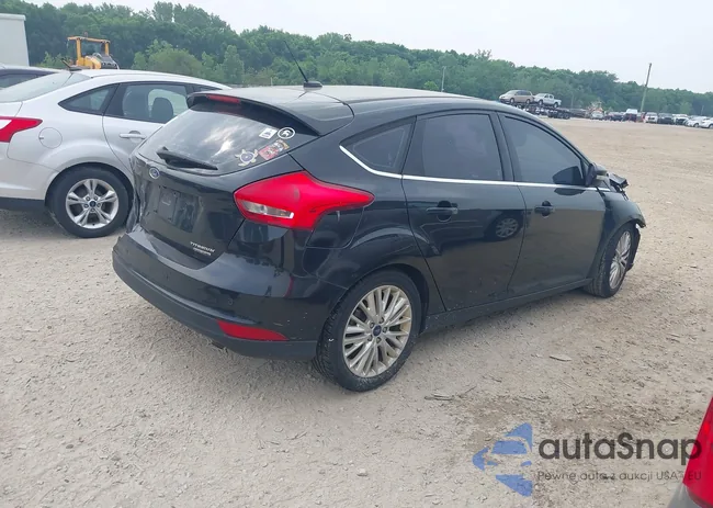 1FADP3N27FL229622: 42510329