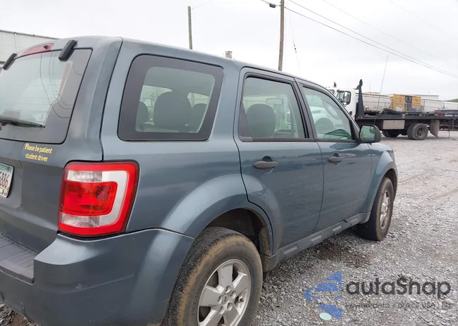 1FMCU0C7XCKC75776: 42510505