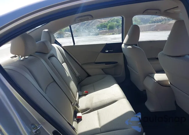 1HGCR2F37FA219896: 42510621