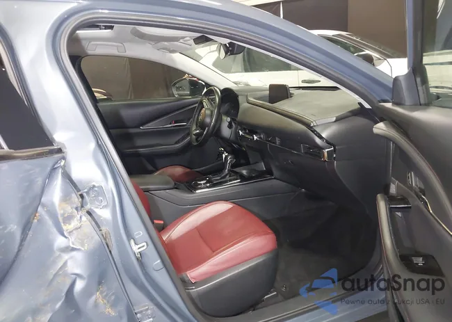 3MVDMBCL8NM447234: 42511600