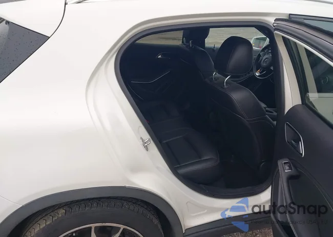 WDCTG4GBXHJ305965: 42511740