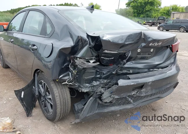 3KPF24AD9RE830185: 42511817