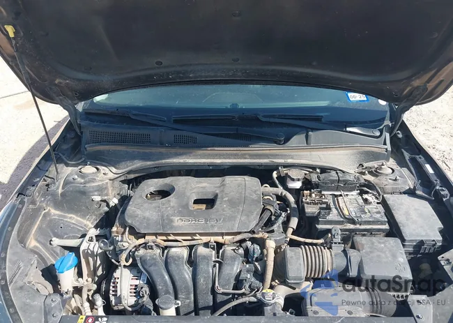 3KPF24AD2ME376029: 42512109