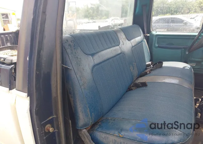 1FTCF10F8DNA60834: 42512117