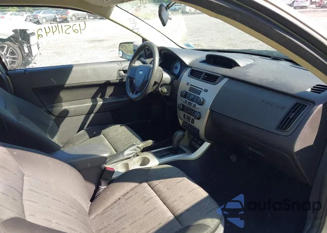 1FAHP33N18W143593: 42511442