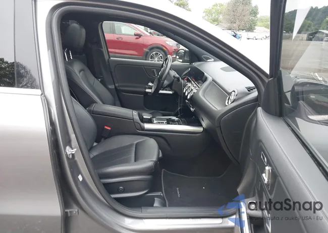 W1N4N4HB2MJ156002: 42511488