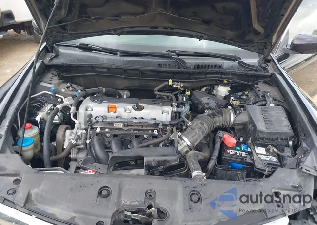 1HGCP2F33BA116457: 42512887