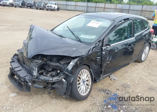 1FADP3N25EL194433: 42512912