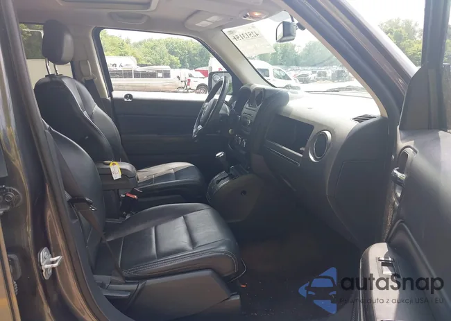 1C4NJRFB6GD734046: 42513151