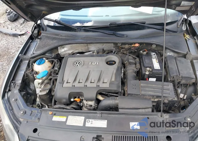 1VWBN7A33CC103831: 42512198