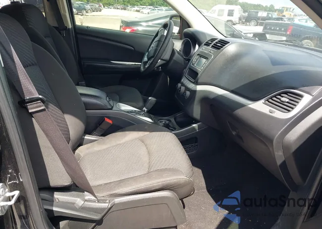 3C4PDCBB1HT579307: 42512227