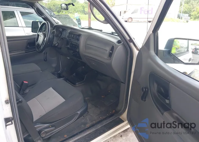 1FTYR10U38PA39783: 42512271