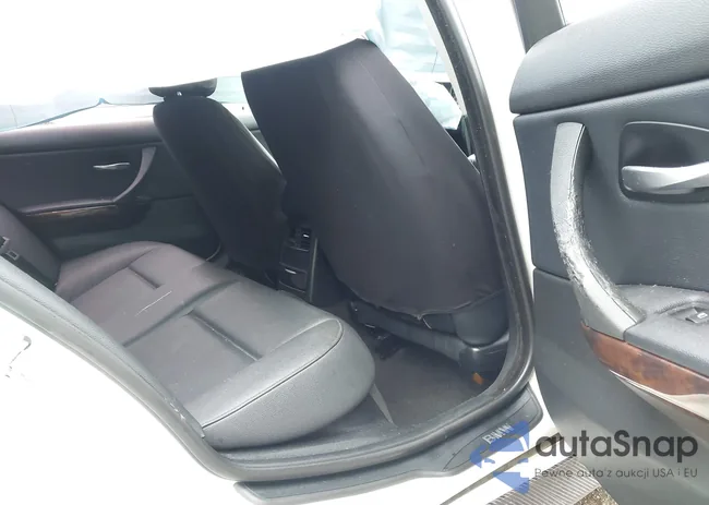 WBAVC73588KP39532: 42512477