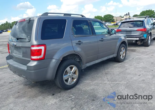 1FMCU03G39KA66114: 42512514