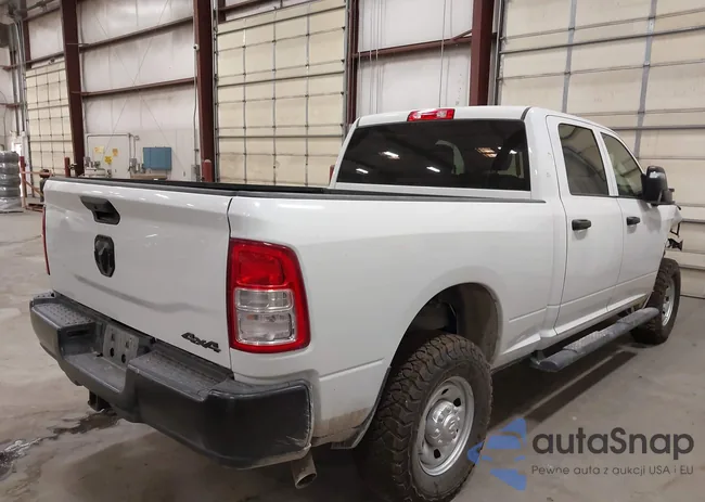 3C6UR5CJ3PG558687: 42513659