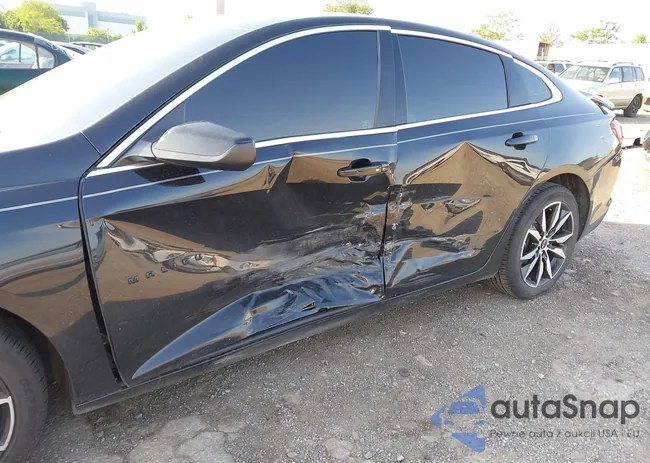 1G1ZG5ST8RF181679: 42513747