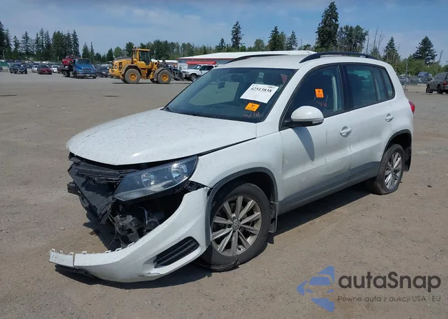 WVGBV7AX3HK043855: 42513838