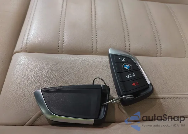 5UXTY5C04M9G49382: 42513989