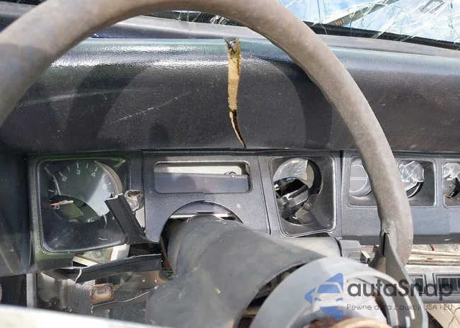 1J4FY19P1RP465670: 42513998