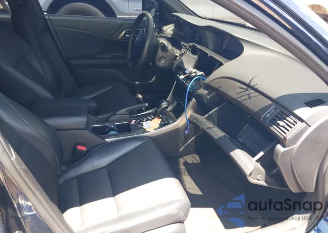 1HGCR2F57HA033411: 42514184