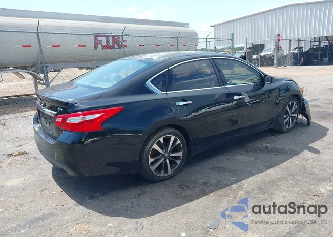 1N4AL3AP1GC182444: 42513205