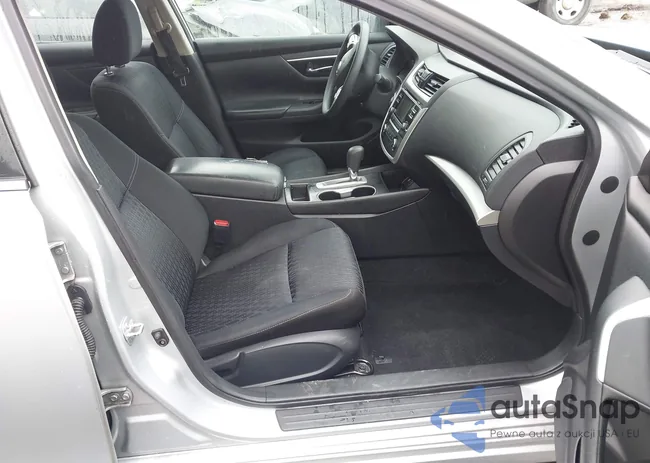 1N4AL3AP9HN334931: 42513233