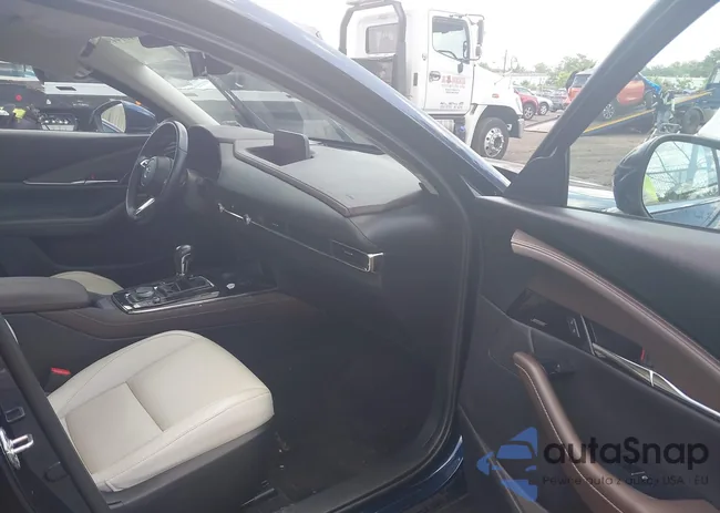 3MVDMBDM5MM216605: 42514498