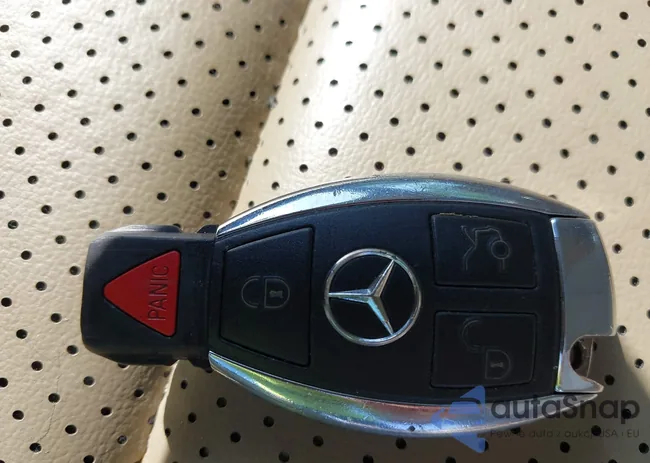 WDDGF8AB2DG037520: 42515776